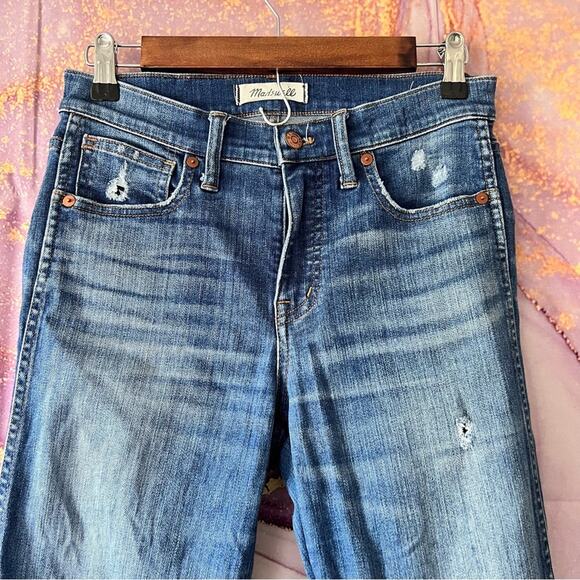 Madewell 9" High-Rise Skinny Jeans in Allegra Wash: Rip and Repair Edition 26 - Picture 5 of 7